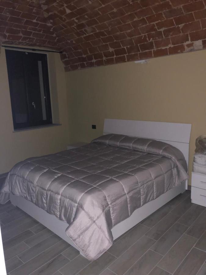 カザーレ・モンフェッラートResidenza Nikolアパートメント エクステリア 写真