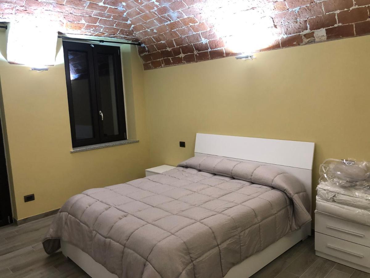 カザーレ・モンフェッラートResidenza Nikolアパートメント エクステリア 写真