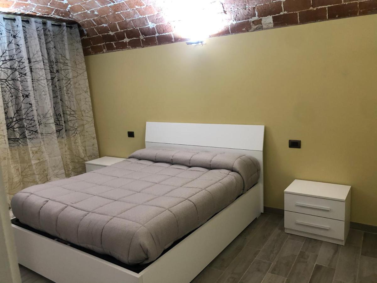 カザーレ・モンフェッラートResidenza Nikolアパートメント エクステリア 写真