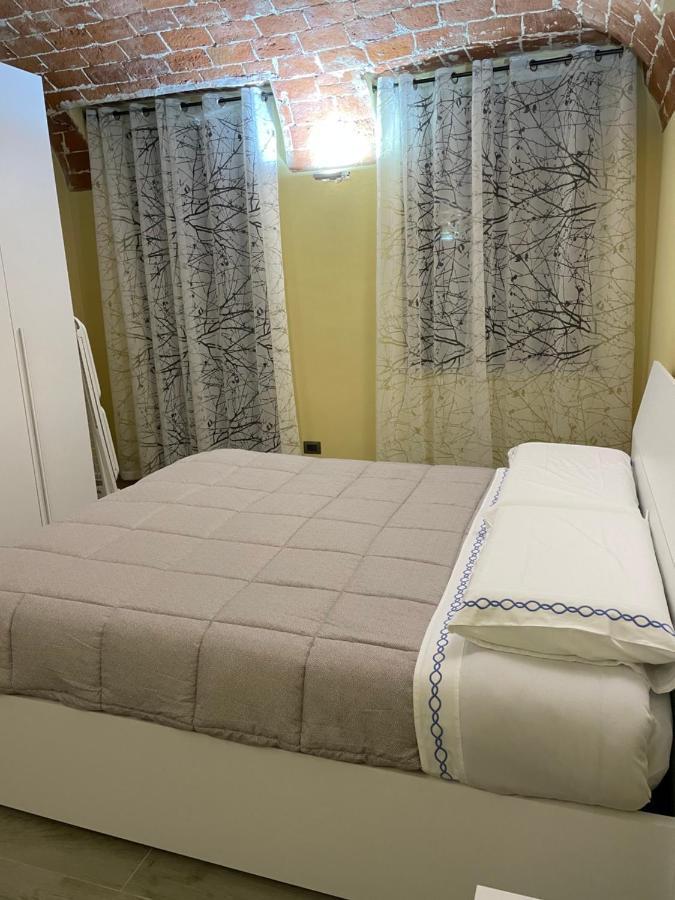 カザーレ・モンフェッラートResidenza Nikolアパートメント エクステリア 写真